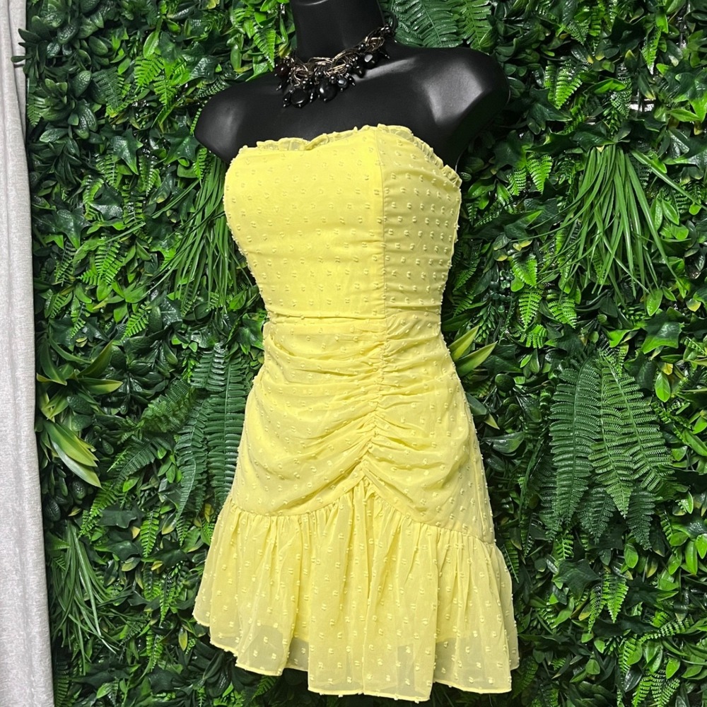 Hello Molly Dress US 6 Yellow Swiss Dot Strapless Ruched Ruffle Mini 4186